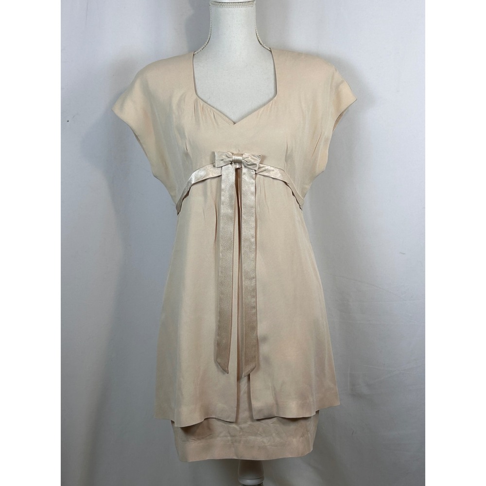 Donna Ricco New York Petite Champagne Beige Empire Waist Bow Tiered Dress PM